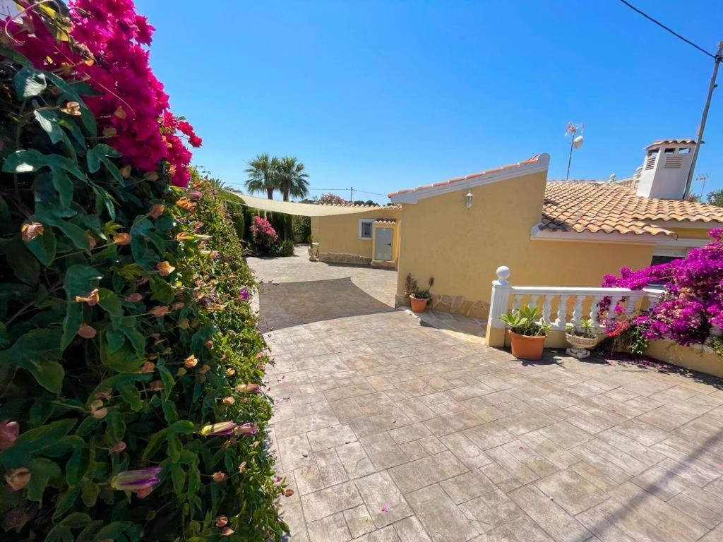Villa Hayahay With Private Pool & Amazing View Calpe Bagian luar foto